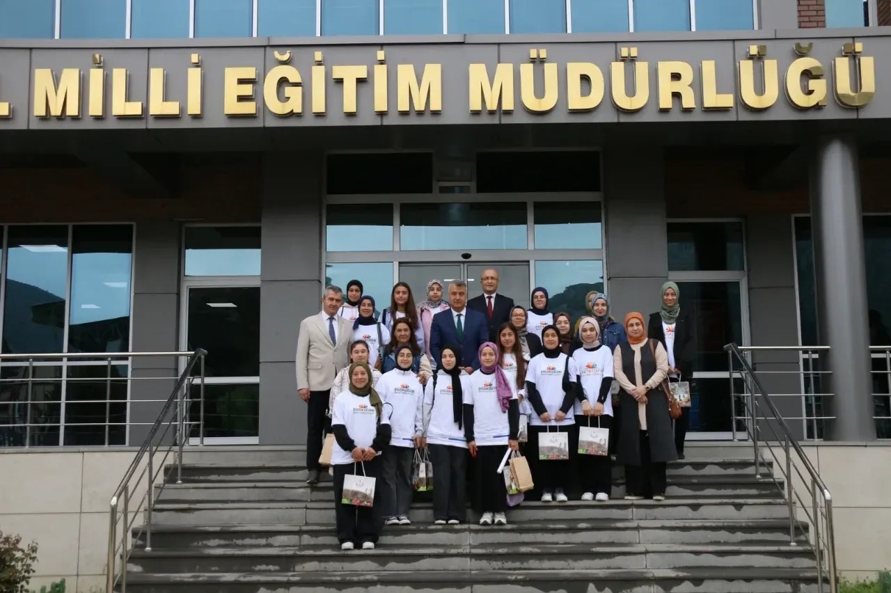 Anamur’dan Gelen Öğrenciler Amasya’da Gönül Köprüleri Kuruyor