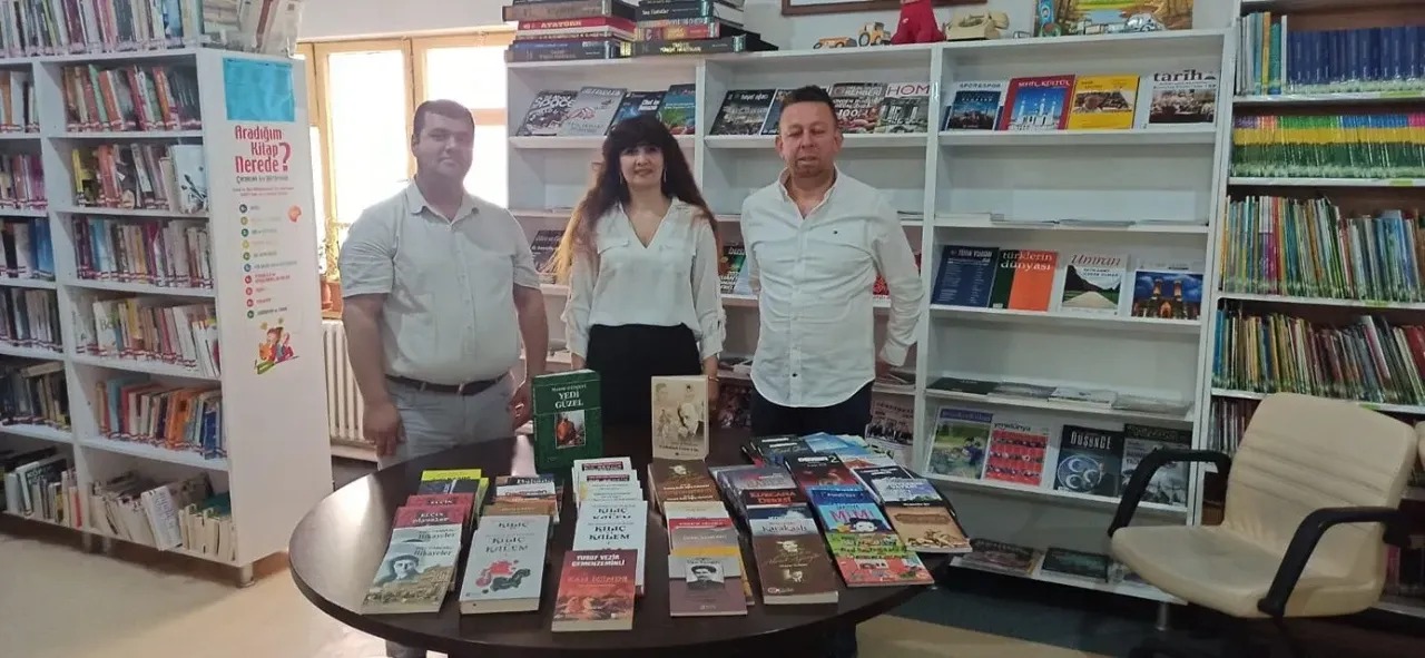Kardeş Ülke Azerbaycan’dan  Merzifon’a Kitap Desteği